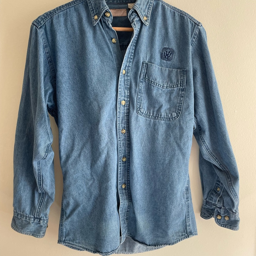 vintage Worthington X small blue jean button up, 100% cotton